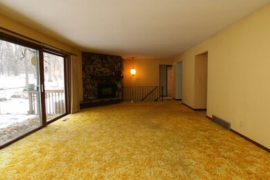 908 W Happy Hollow Rd, Janesville, WI 53546 - photo 3