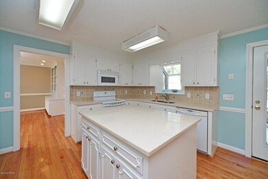 1201 Davenport Place-00017