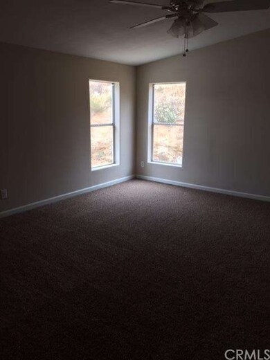 Master bedroom (3)
