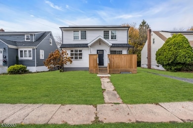 932 Wheatsheaf Rd, Roselle, NJ 07203 - photo 2