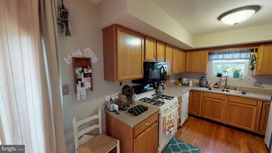 1731 Weidner Ct, Quakertown, PA 18951 - photo 4