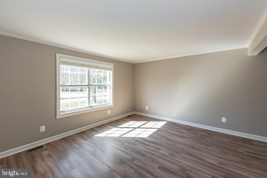 10712 Marietta St, Glenn Dale, MD 20769 - photo 4