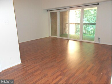 11835 Shire Ct unit 31D, Reston, VA 20191 - photo 3