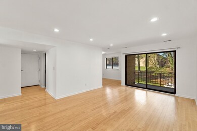 6051 Majors Ln unit 4, Columbia, MD 21045 - photo 2