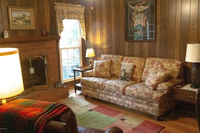 401 Greenbriar Dr, Jacksonville, NC 28546 - photo 3