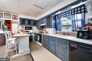 230 E Market St, Laurel, DE 19956 - photo 4