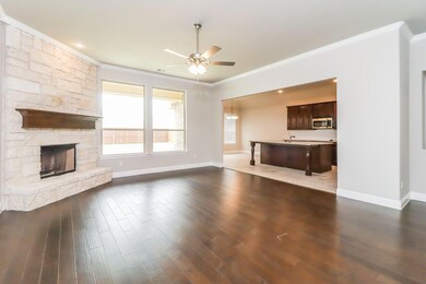 113 Constitution Dr, Joshua, TX 76058 - photo 3