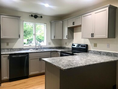 233 E Windsor Rd, Saylorsburg, PA 18353 - photo 4