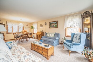 24 Autumn Rd, West Springfield, MA 01089 - photo 3