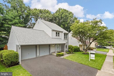 10006 Beacon Pond Ln, Burke, VA 22015 - photo 5