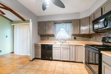 4950 Hamden way (Interior)-kitchen 3