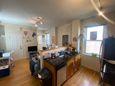 35 N Margin St unit 2, Boston, MA 02113 - photo 3