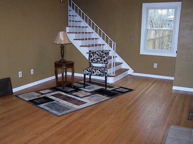 2310 Mount Vernon Rd SE, Cedar Rapids, IA 52403 - photo 2