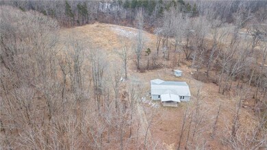 6411 Sable Ln, Greensboro, NC 27406 - photo 2