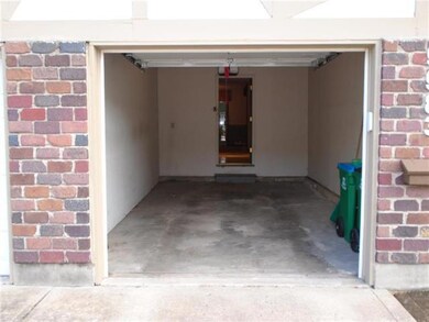 9983 Edelweiss Cir, Shawnee, KS 66203 - photo 5