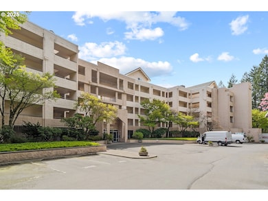 6665 W Burnside Rd unit 447, Portland, OR 97210 - photo 3