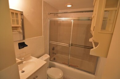 18 Essex St unit 2, Quincy, MA 02171 - photo 2