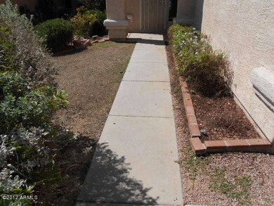 023-400175 Front Landscape