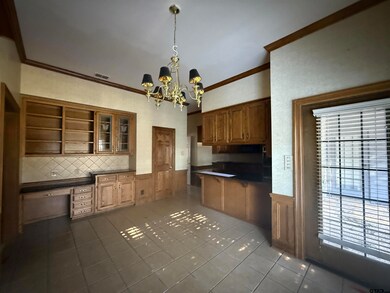 1606 Woodlands Dr, Tyler, TX 75703 - photo 4