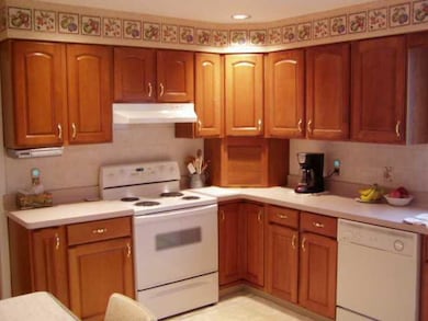 191 Fredericka St, North Tonawanda, NY 14120 - photo 3