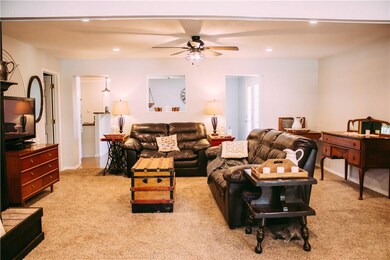 110 S Border St, Prairie Grove, AR 72753 - photo 5