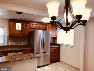 2761 Maxwell St, Philadelphia, PA 19136 - photo 4