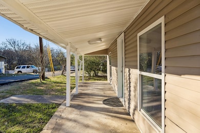 509 White St, Columbia, TN 38401 - photo 3