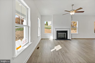 265 Lackawanna Ln, Falling Waters, WV 25419 - photo 2