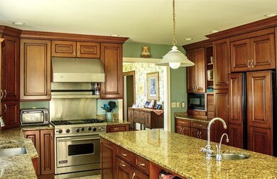 3862 Montrose Ave, Erie, PA 16505 - photo 5