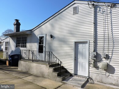 10 Spruce Ave, Bordentown, NJ 08505 - photo 2