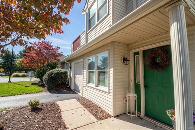 107 Lindfield Cir, Macungie, PA 18062 - photo 3