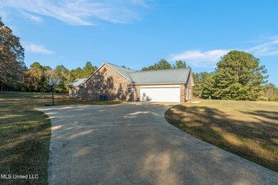 2027 Chapel Dr, Summit, MS 39666 - photo 4