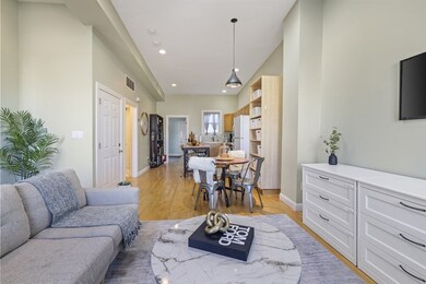 11 Max Ave unit B, Cambridge, MA 02141 - photo 2