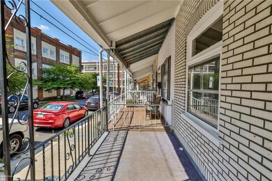 715 S Hall St, Allentown, PA 18103 - photo 2