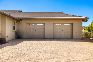 4-Garage