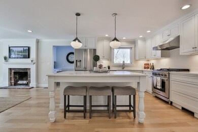 10 Ashland St, Newburyport, MA 01950 - photo 3