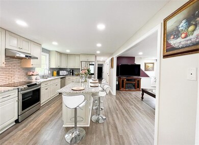 458 E Dunbarton Rd, Goffstown, NH 03045 - photo 5