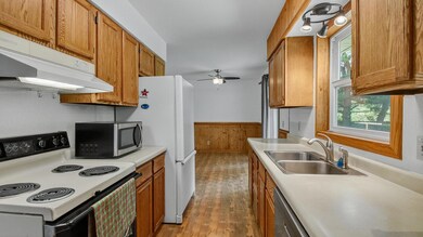 212 Mound Park Dr, Elk Mound, WI 54739 - photo 6