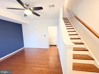 1718 Featherstone Rd, Woodbridge, VA 22191 - photo 4