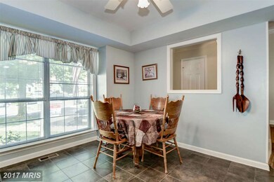 8537 Bauer Dr, Springfield, VA 22152 - photo 7