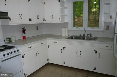 79 Smithtown Rd, Pipersville, PA 18947 - photo 3