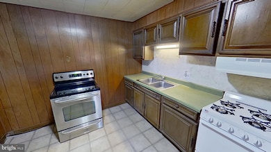 117 Main St unit 2ND FLOOR, Glen Rock, PA 17327 - photo 2