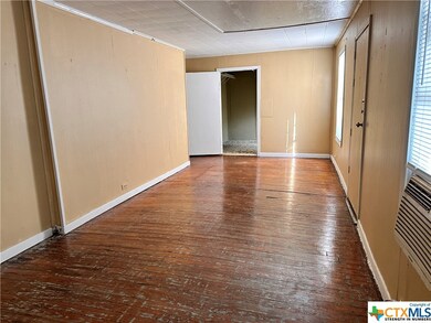 1012 Academy St unit 14, San Marcos, TX 78666 - photo 4