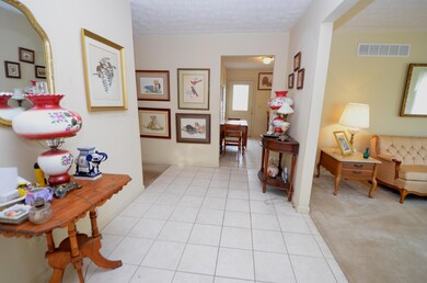 841 E Lexington St, Harrodsburg, KY 40330 - photo 7