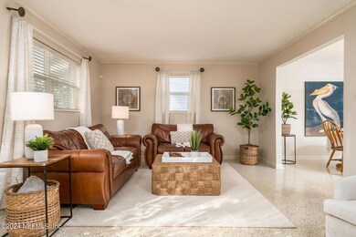 5105 Dian Wood Dr E, Jacksonville, FL 32210 - photo 3