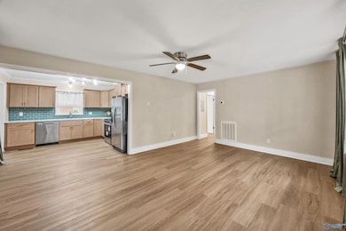 127 Christopher Cir, Athens, AL 35611 - photo 7