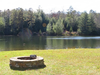 Fire Pit at Stone's Lake