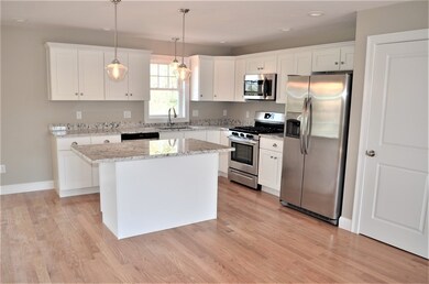 60 Danforth St unit B, Taunton, MA 02780 - photo 3
