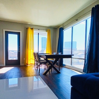 Shelby Residences unit 301, Dallas, TX 75206 - photo 3