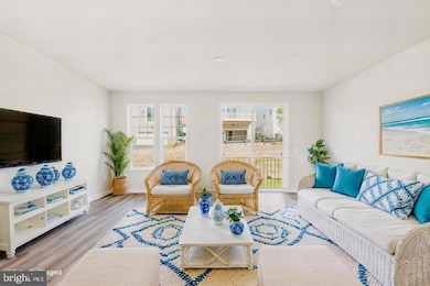 26440 Sir Jamie Terrace, Damascus, MD 20872 - photo 4